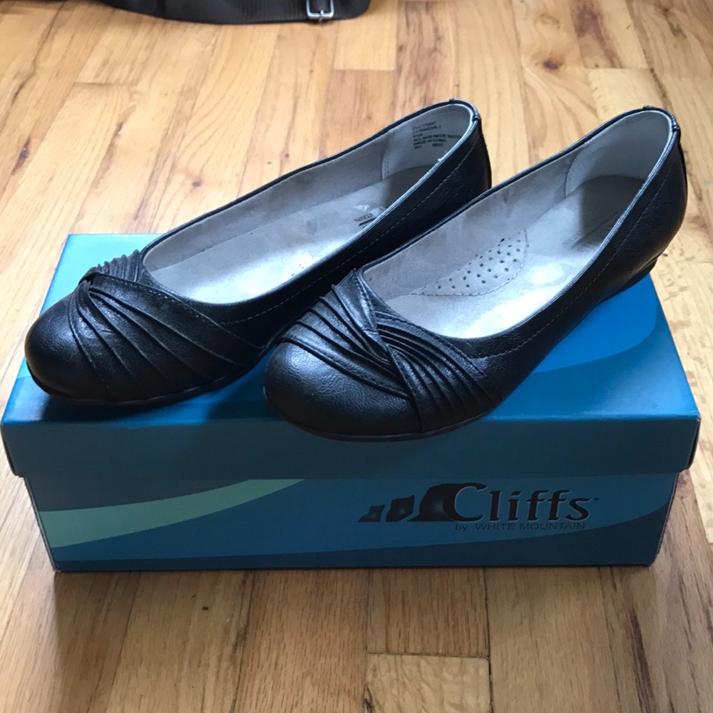 Ballet flats